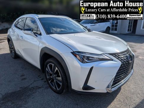 Used 2021 Lexus UX 250h w/ Accessory Package (Z2) AWD/4WD image 1
