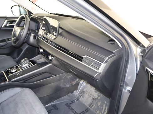 Used 2022 Mitsubishi Outlander SE image 40