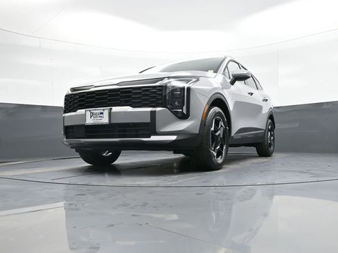 New 2026 Kia Sportage EX image 25