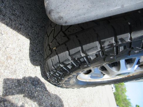 Used 2011 Chevrolet Silverado 2500 W/T w/ Snow Plow Prep Package AWD/4WD image 14