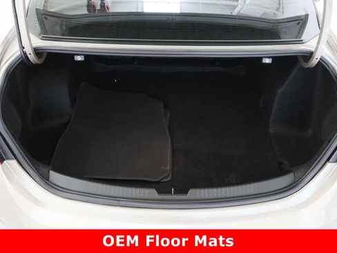 Used 2024 Chevrolet Malibu RS image 30