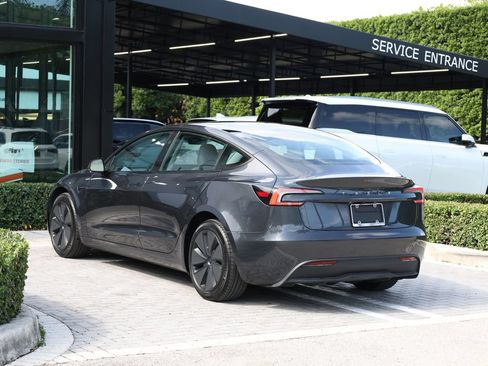 Used 2025 Tesla Model 3 Long Range RWD image 6