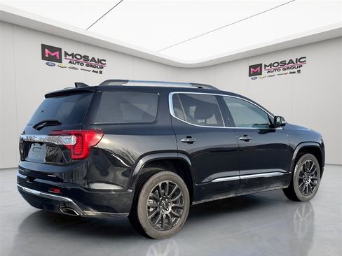 Used 2023 GMC Acadia Denali image 7