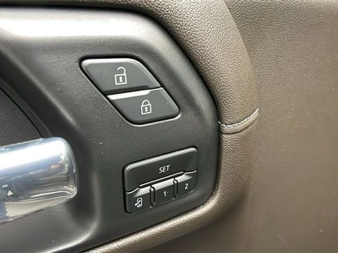 Certified 2021 GMC Sierra 1500 Denali w/ Denali Ultimate Package image 9