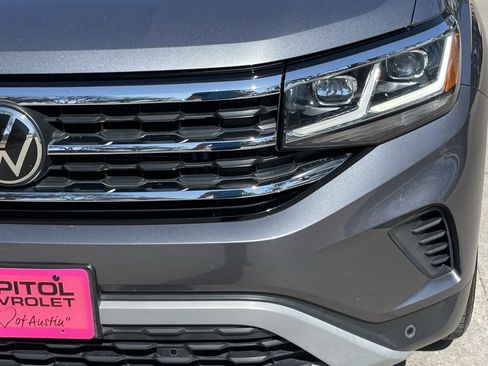 Used 2023 Volkswagen Atlas Cross Sport SE image 9