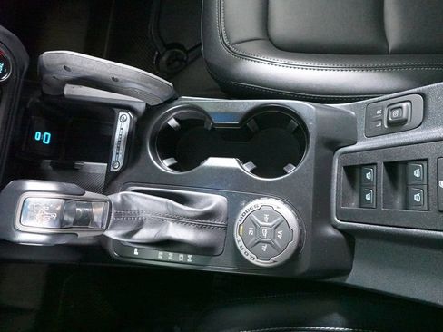 Certified 2025 Ford Bronco Badlands image 21