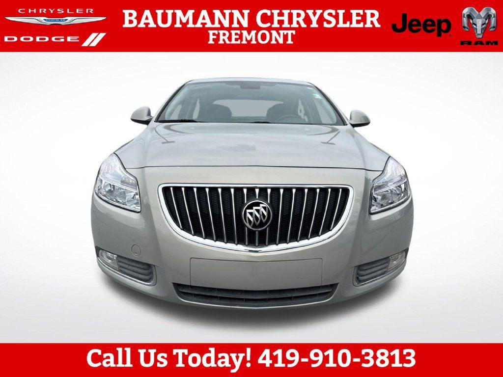 Used 2011 Buick Regal CXL w/ RL2 Preferred Equipment Group FWD image 2