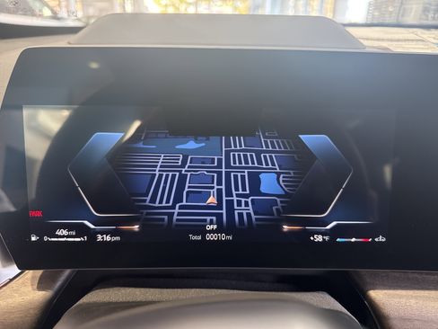 New 2026 BMW X1 xDrive28i w/ Technology Package image 18