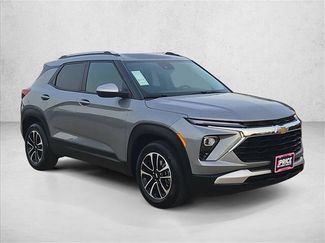 Used 2025 Chevrolet TrailBlazer LT video 3