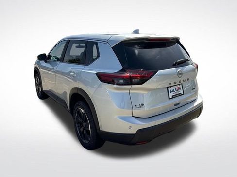 Used 2025 Nissan Rogue SV AWD/4WD image 7