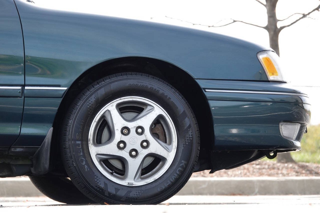 Used 1999 Toyota Avalon XLS FWD image 45