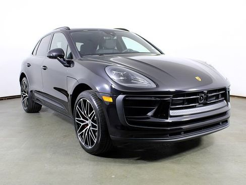 New 2026 Porsche Macan S AWD/4WD image 7