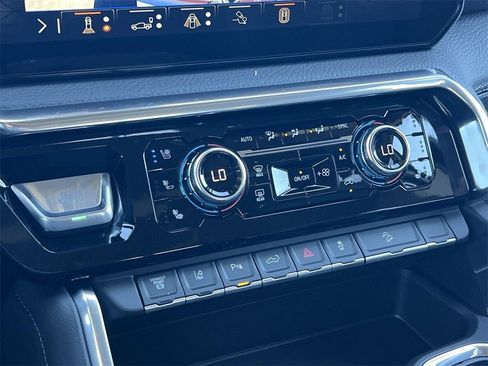 New 2026 GMC Sierra 2500 Denali image 20