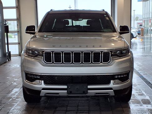 Used 2024 Jeep Wagoneer Series II AWD/4WD image 28