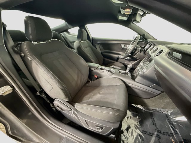 Used 2018 Ford Mustang GT RWD image 26