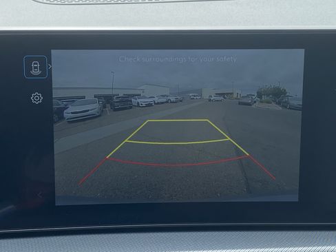 Used 2025 Hyundai Sonata SEL FWD image 27