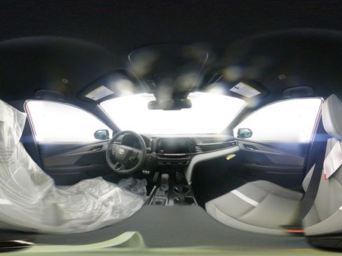 New 2026 Toyota Camry SE FWD image 33