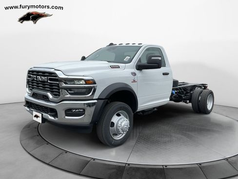 New 2026 RAM 5500 Tradesman w/ Chrome Appearance Group AWD/4WD image 7