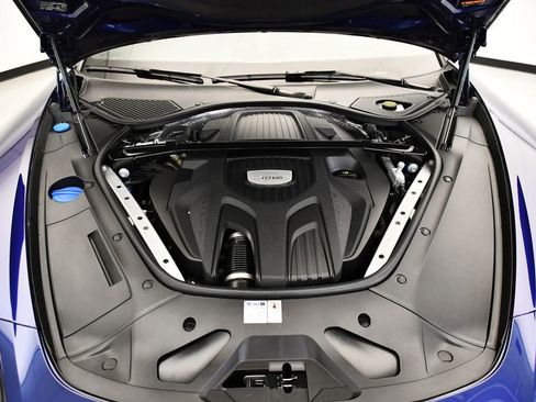 Used 2020 Porsche Panamera 4 image 13