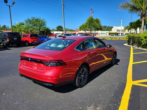 New 2026 Honda Accord EX-L image 6