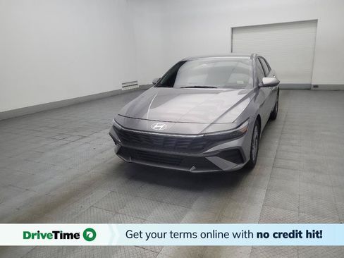 Used 2024 Hyundai Elantra SEL FWD image 1