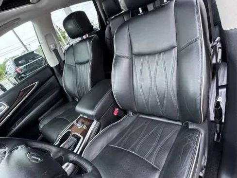 Used 2017 INFINITI QX60 FWD w/ Deluxe Technology Package image 18