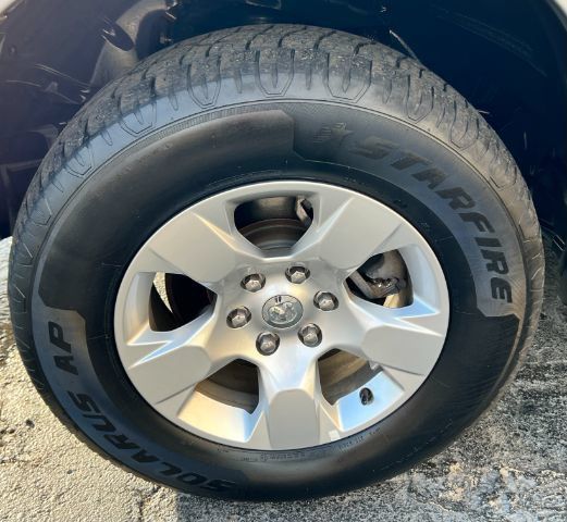 Used 2019 RAM 1500 Big Horn AWD/4WD image 19
