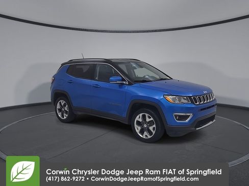Used 2019 Jeep Compass Limited AWD/4WD image 2