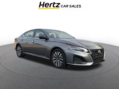 Used 2024 Nissan Altima 2.5 SV