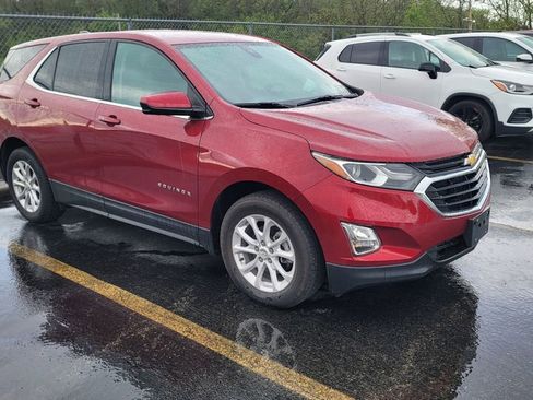 Used 2020 Chevrolet Equinox LT w/ Driver Convenience Package FWD image 8