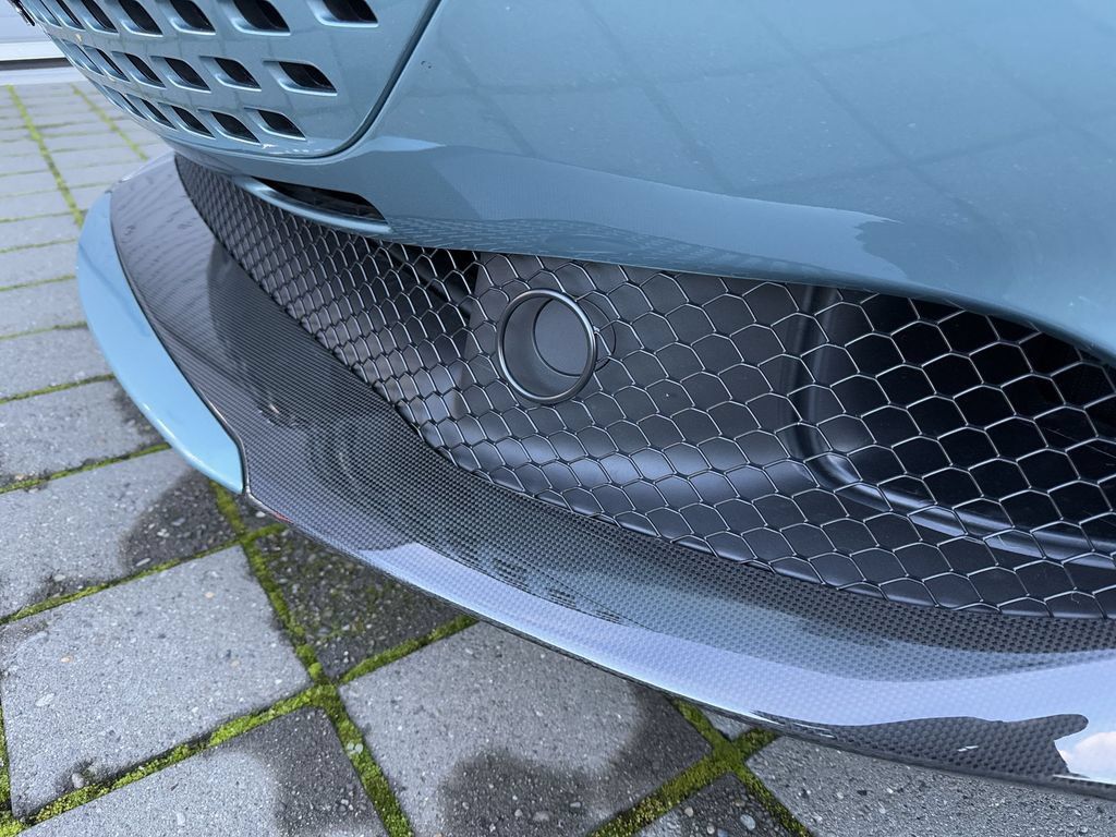 Certified 2024 Ferrari Roma Spider RWD image 36
