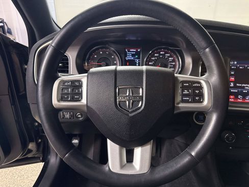 Used 2013 Dodge Charger R/T RWD image 27