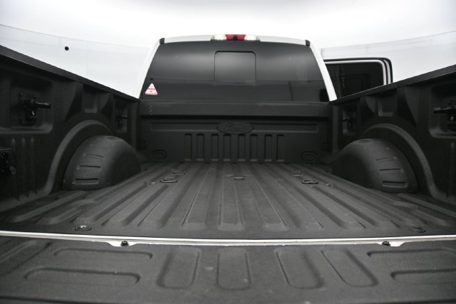 Used 2019 Ford F350 Platinum w/ Platinum Ultimate Package AWD/4WD image 15