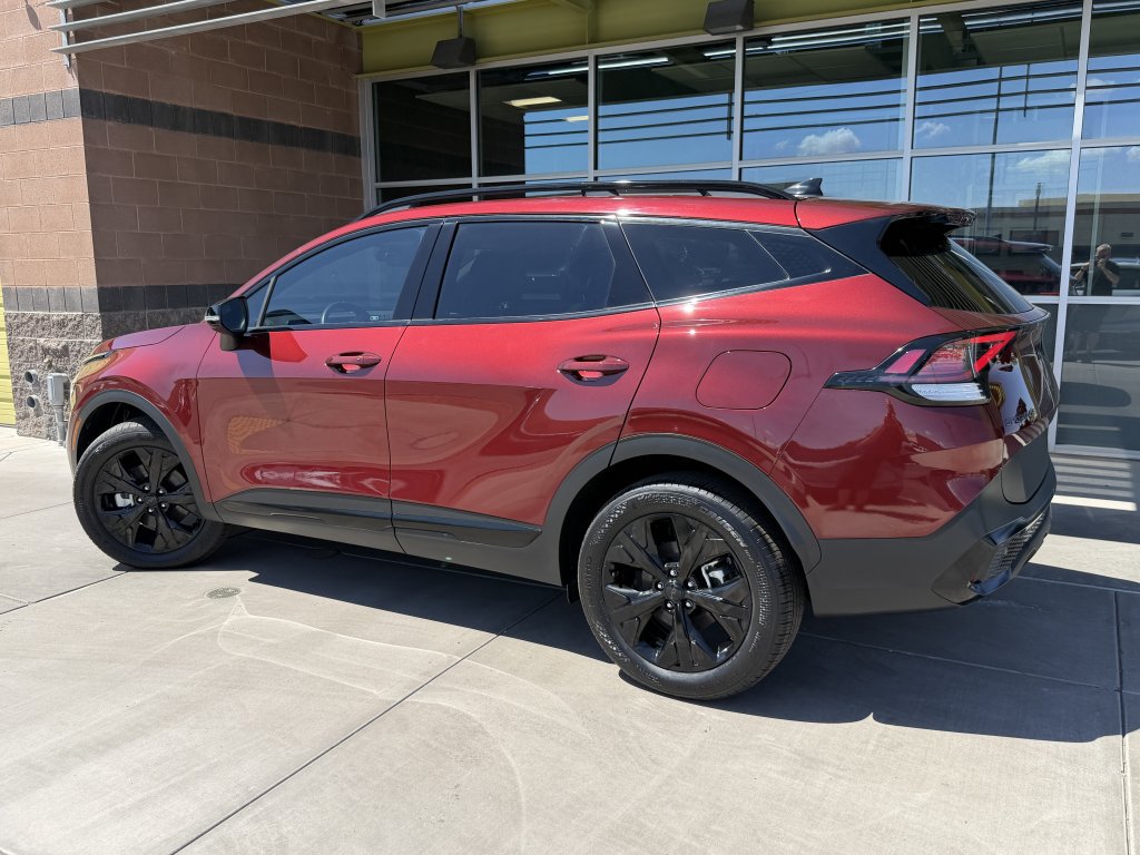 Used 2025 Kia Sportage X-Line w/ Premium Package AWD/4WD image 5