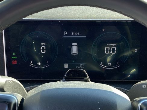 Used 2024 Hyundai Santa Fe SEL image 14