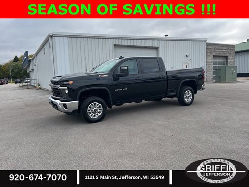 Used 2025 Chevrolet Silverado 2500 LT w/ Safety Package image 1