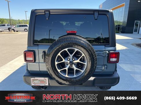 New 2026 Jeep Wrangler Unlimited Sport AWD/4WD image 17