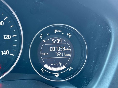 Used 2018 Honda HR-V EX image 21