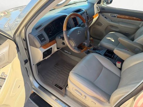 Used 2006 Lexus GX 470 image 14