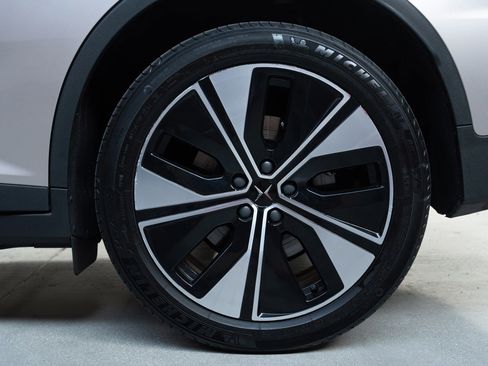 Used 2023 Polestar Polestar 2 Long Range Single Motor w/ Pilot Pack image 11