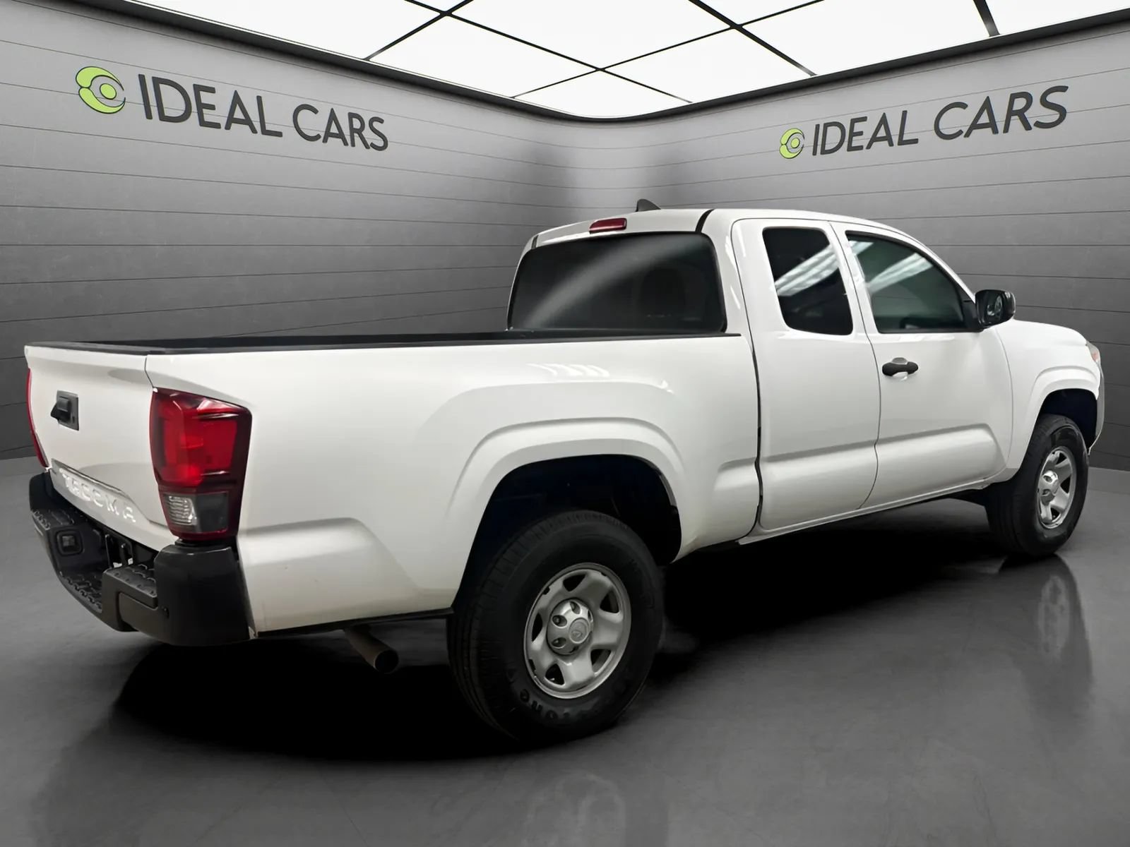 Used 2019 Toyota Tacoma SR RWD image 5