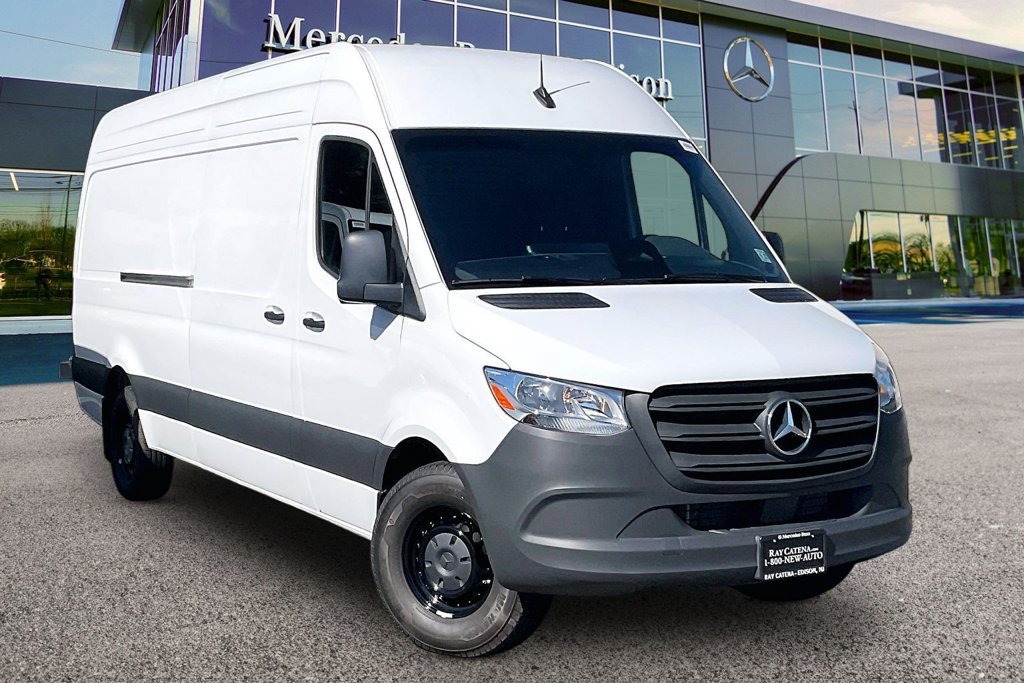 Used 2026 Mercedes-Benz Sprinter 2500 image 1