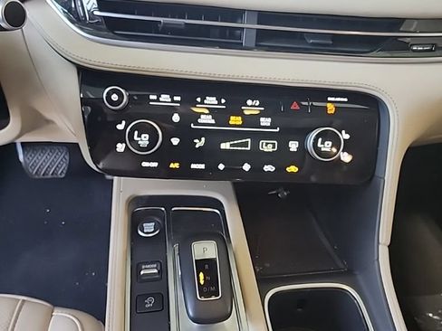 Used 2023 INFINITI QX60 Luxe w/ Cargo Package AWD/4WD image 12