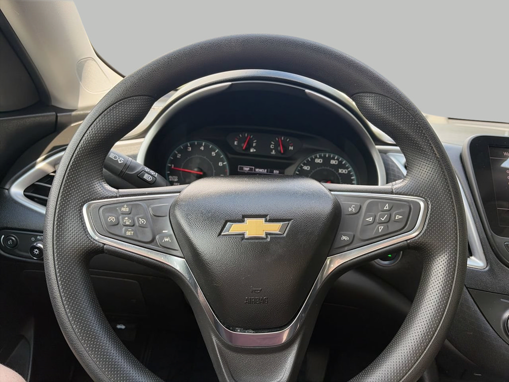 Used 2021 Chevrolet Malibu LS w/ Driver Confidence Package II FWD image 28