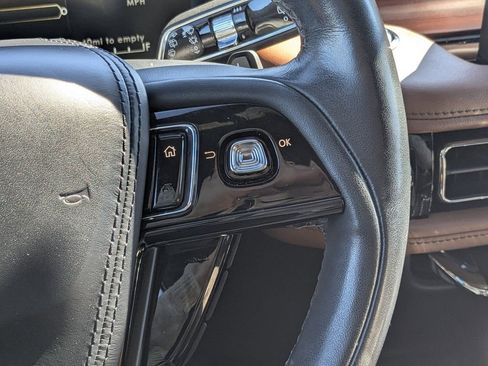 Used 2023 Lincoln Aviator Reserve w/ Equipment Group 201A image 26