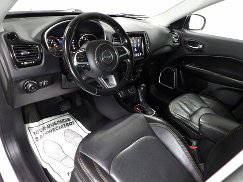 Used 2020 Jeep Compass Limited FWD image 9