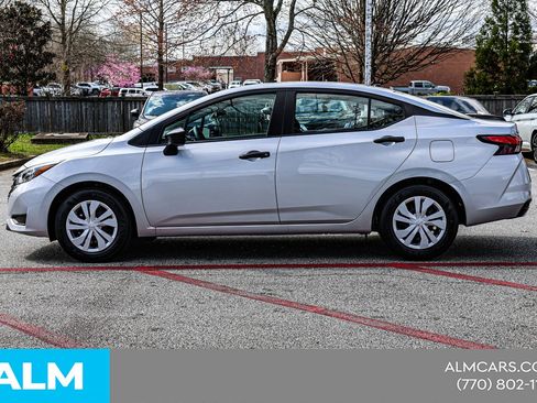 Used 2025 Nissan Versa S w/ Trunk Package FWD image 10