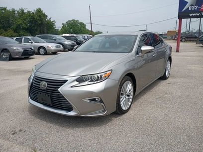 Used 2016 Lexus ES 350 w/ Luxury Package w/Wood Trim