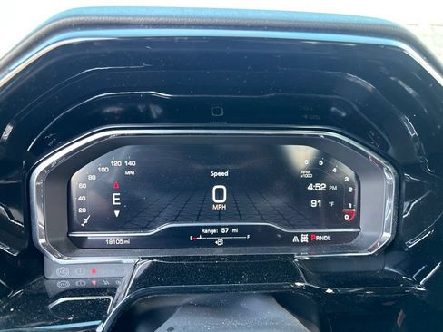 Used 2024 GMC Sierra 1500 Elevation AWD/4WD image 9