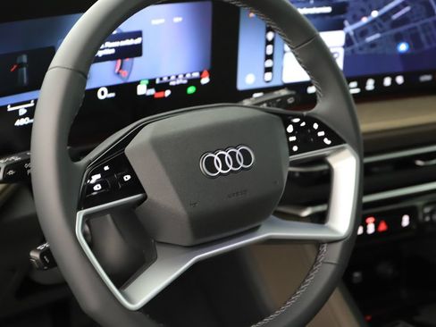 New 2026 Audi Q5 2.0T AWD/4WD image 16